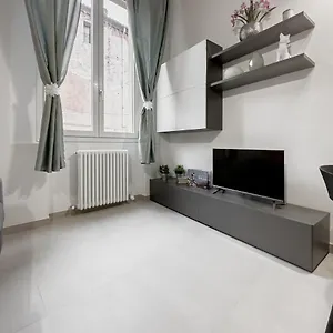  Apartamento Realkasa Benedetto Xiv Italia